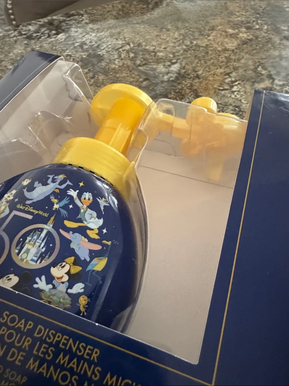 N/A soap dispenses